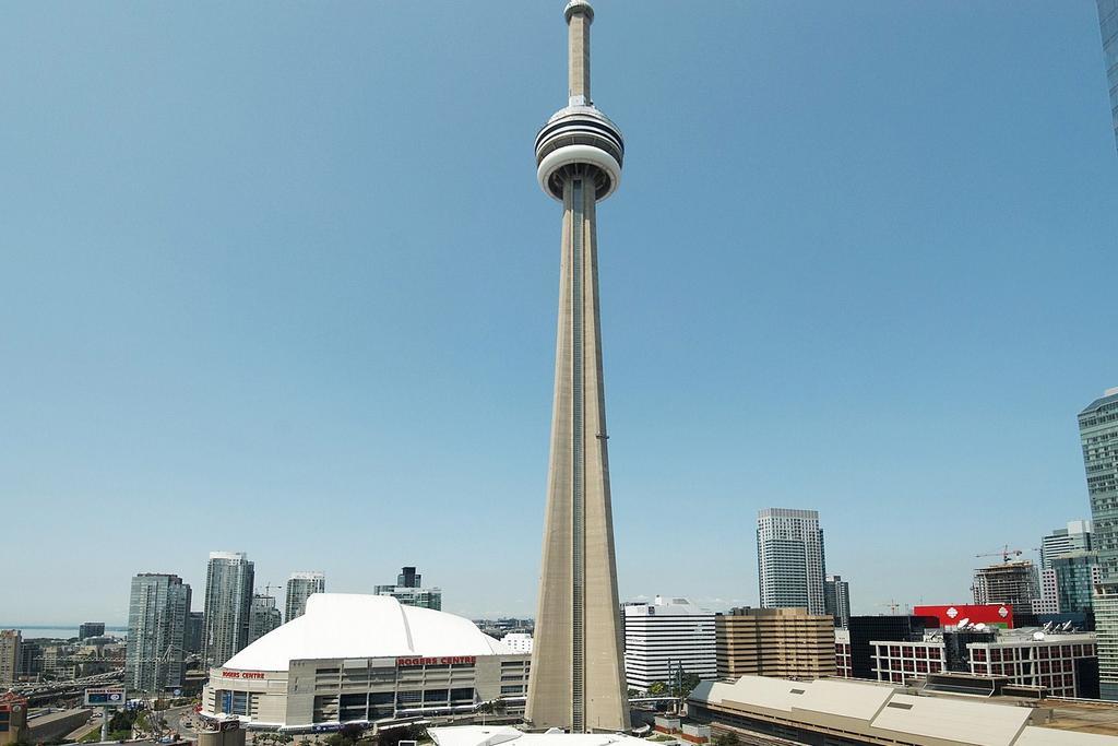 Napa Furnished Suites At Cn Tower & Maple Leaf Square Toronto Room photo